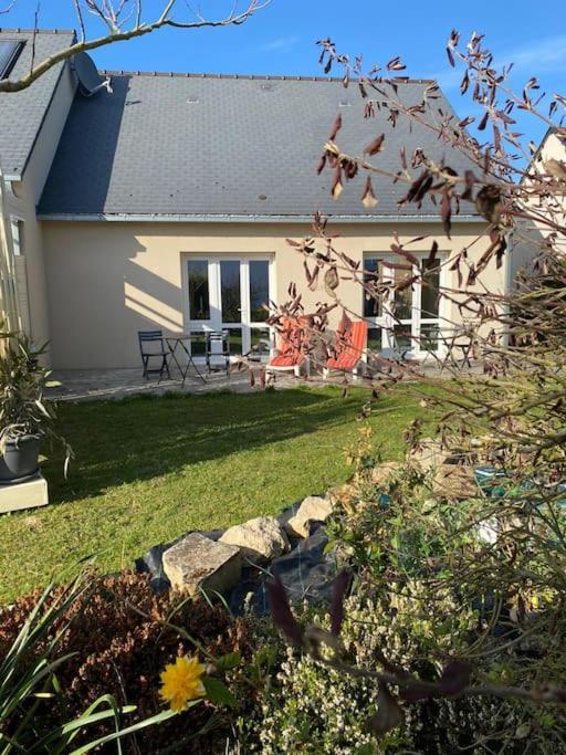 Dans Une Maison Familiale Avec Jardin A 800M De La Plage Bréville-sur-Mer Eksteriør billede